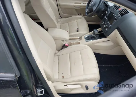 2010 Volkswagen Jetta Wolfsburg Edition из США, поврежденный, VIN 3VWRA7AJ6AM091758